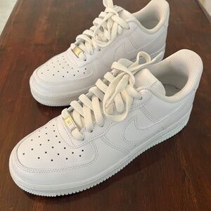 White AirForce Ones - Size 7